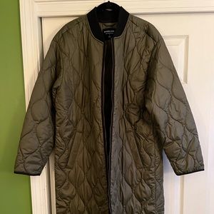 Everlane Renew Long liner.